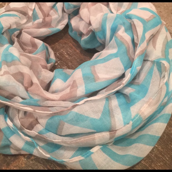 Infinity Scarf - Picture 2 of 2